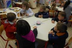Les grands lisent aux petits 10-2016